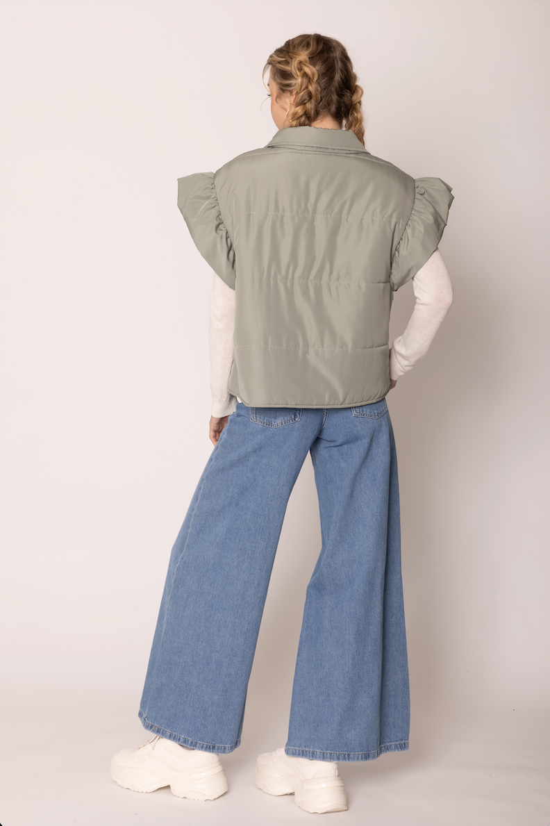 The Ruffle Edge Puffer Vest
-Sage