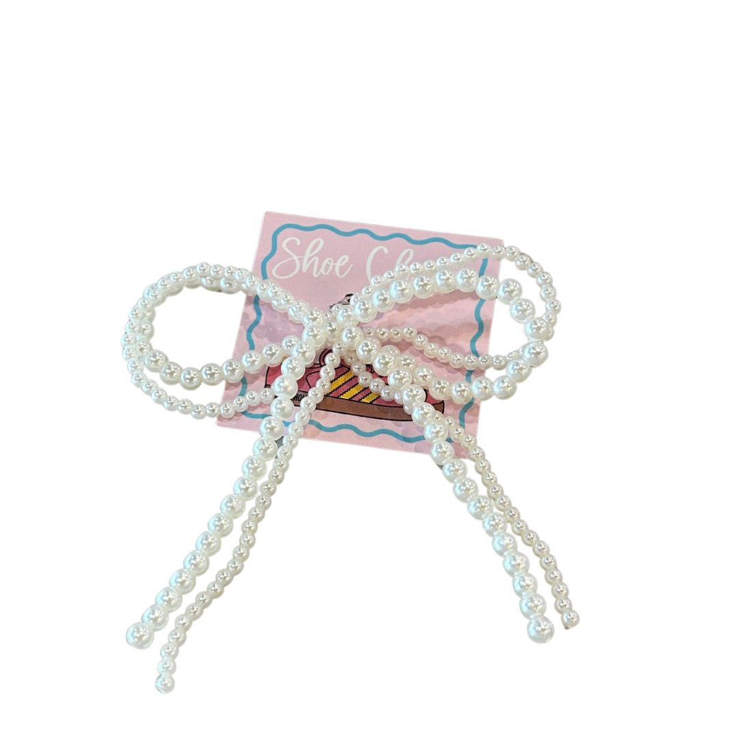 Big Pearl Bow Shoe Charm