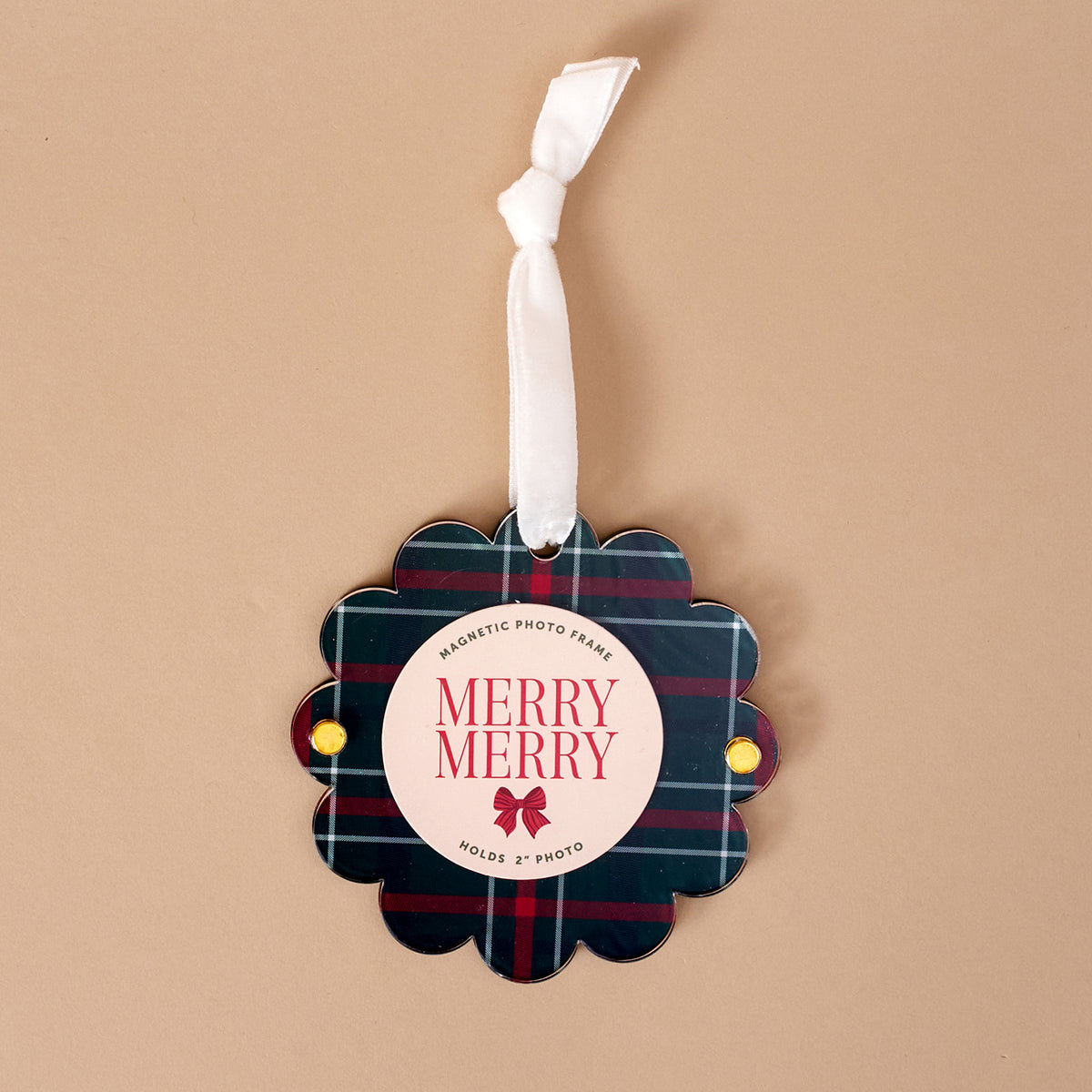 Scalloped Round Picture Frame Ornament