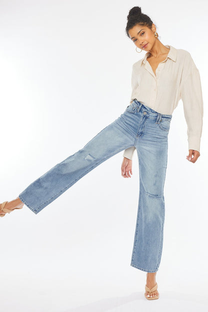 Wanda Ultra High Rise 90's Straight Leg Jeans