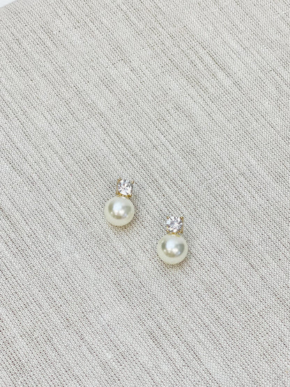 Didi Pearl Studs