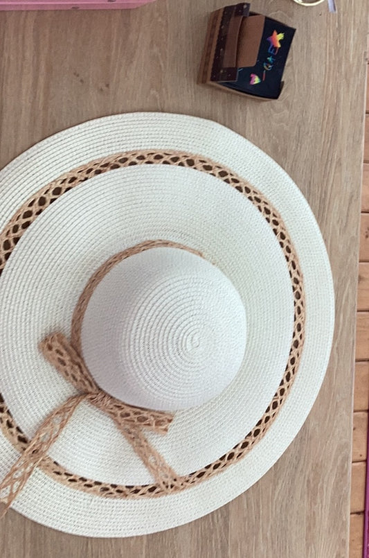 Cream sun hat w/ straw bow - Milo & Lily Boutique