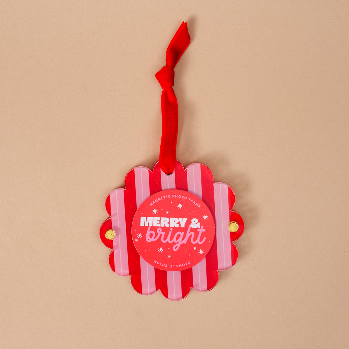 Scalloped Round Picture Frame Ornament