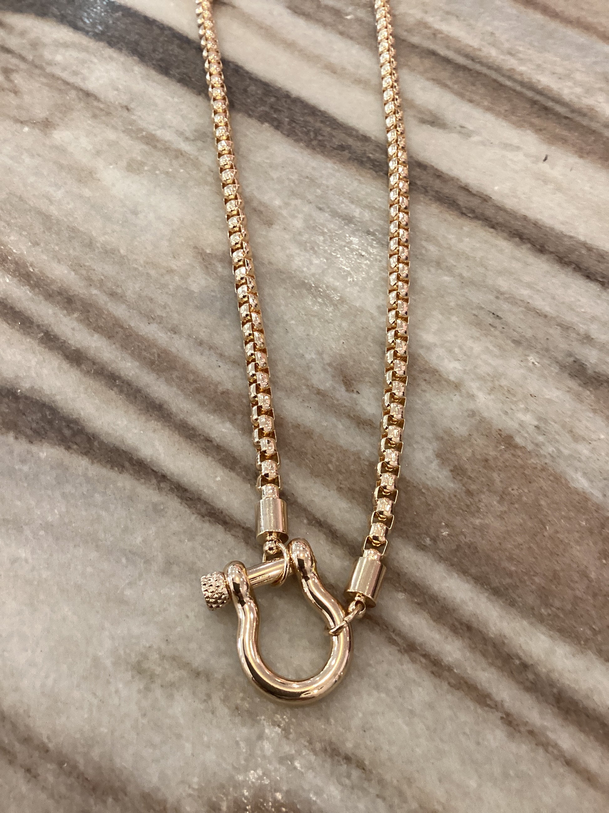 Horseshoe Gold Shackle Necklace - Milo & Lily Boutique