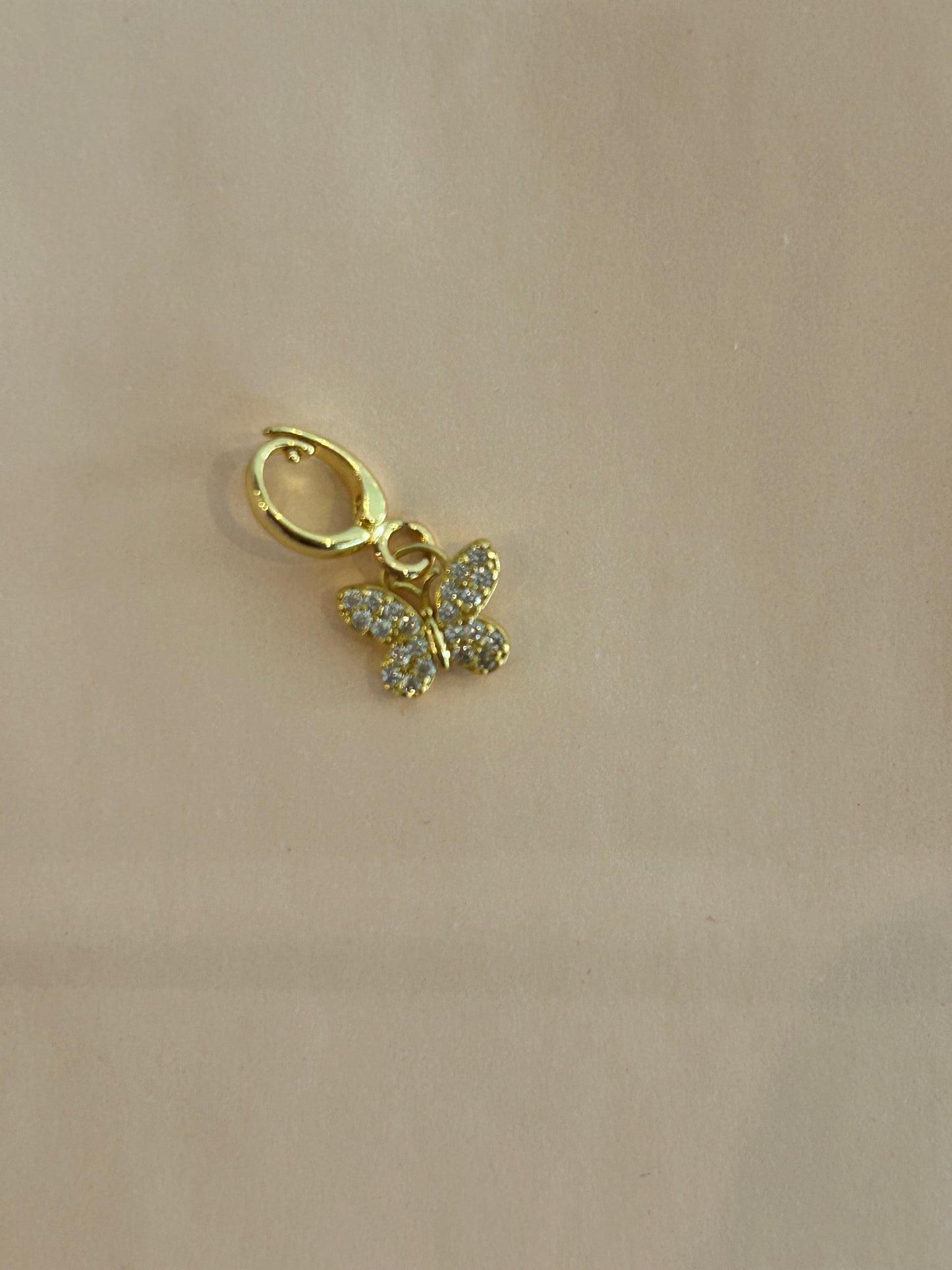 Charm Bar: Dainty Butterfly