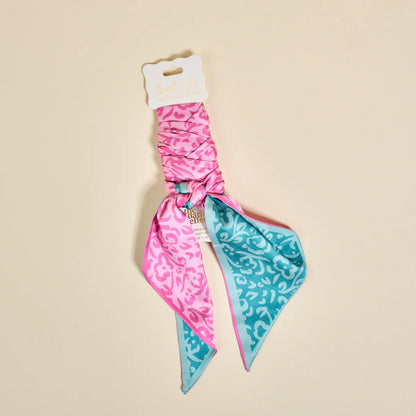 Twirl & Tie Scarf Pattern Play