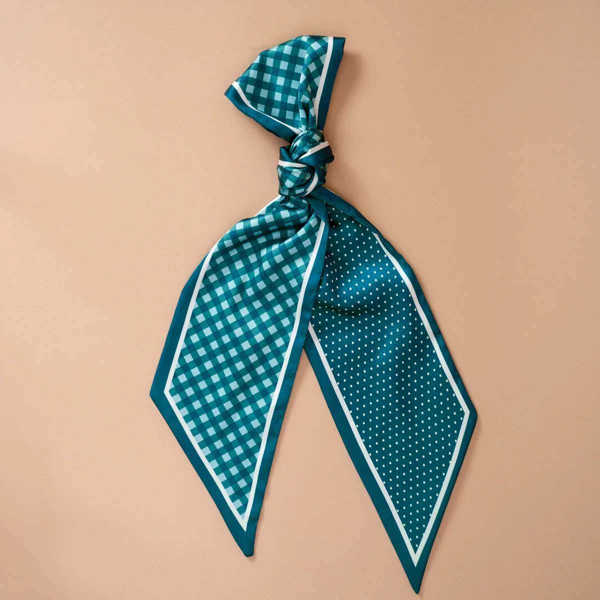 Twirl & Tie Scarf Green Gingham