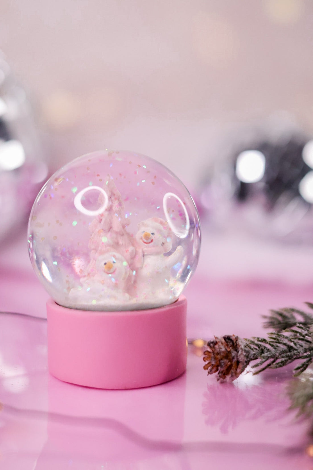 Mini Pastel Snow Globes: Multiple Colors