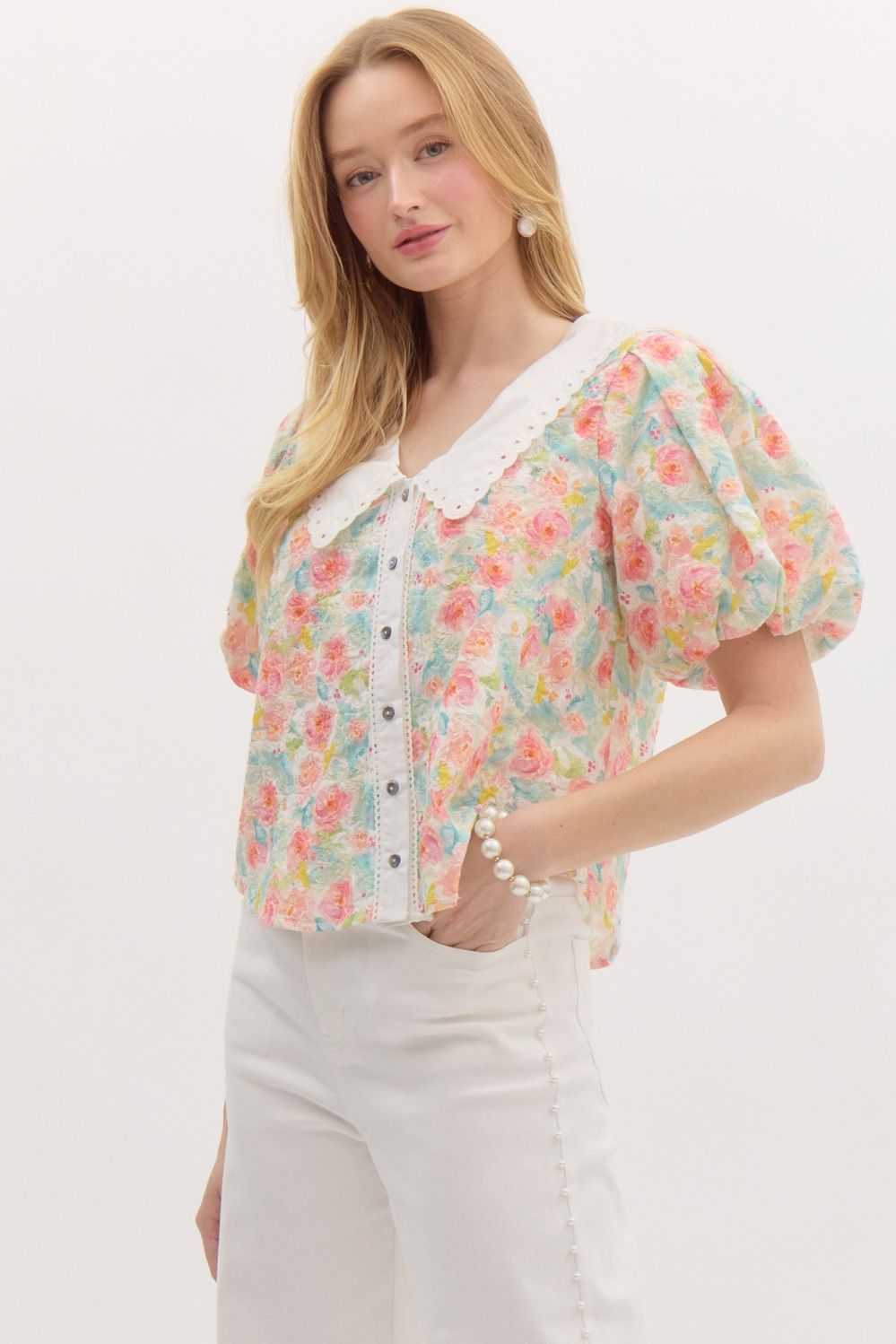 multicolor embroidery Puff sleeve top with Peter pan collar